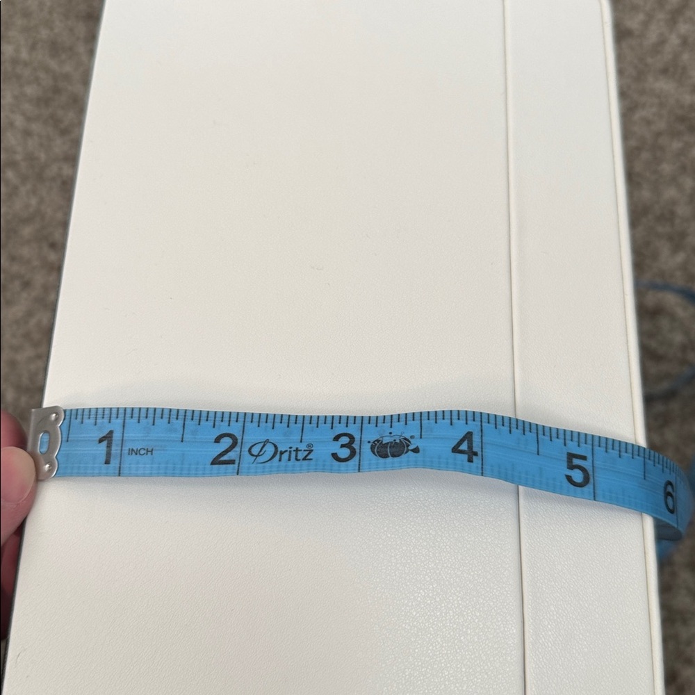 Elegant White Jewelry Organizer Box - Picture 7 of 9